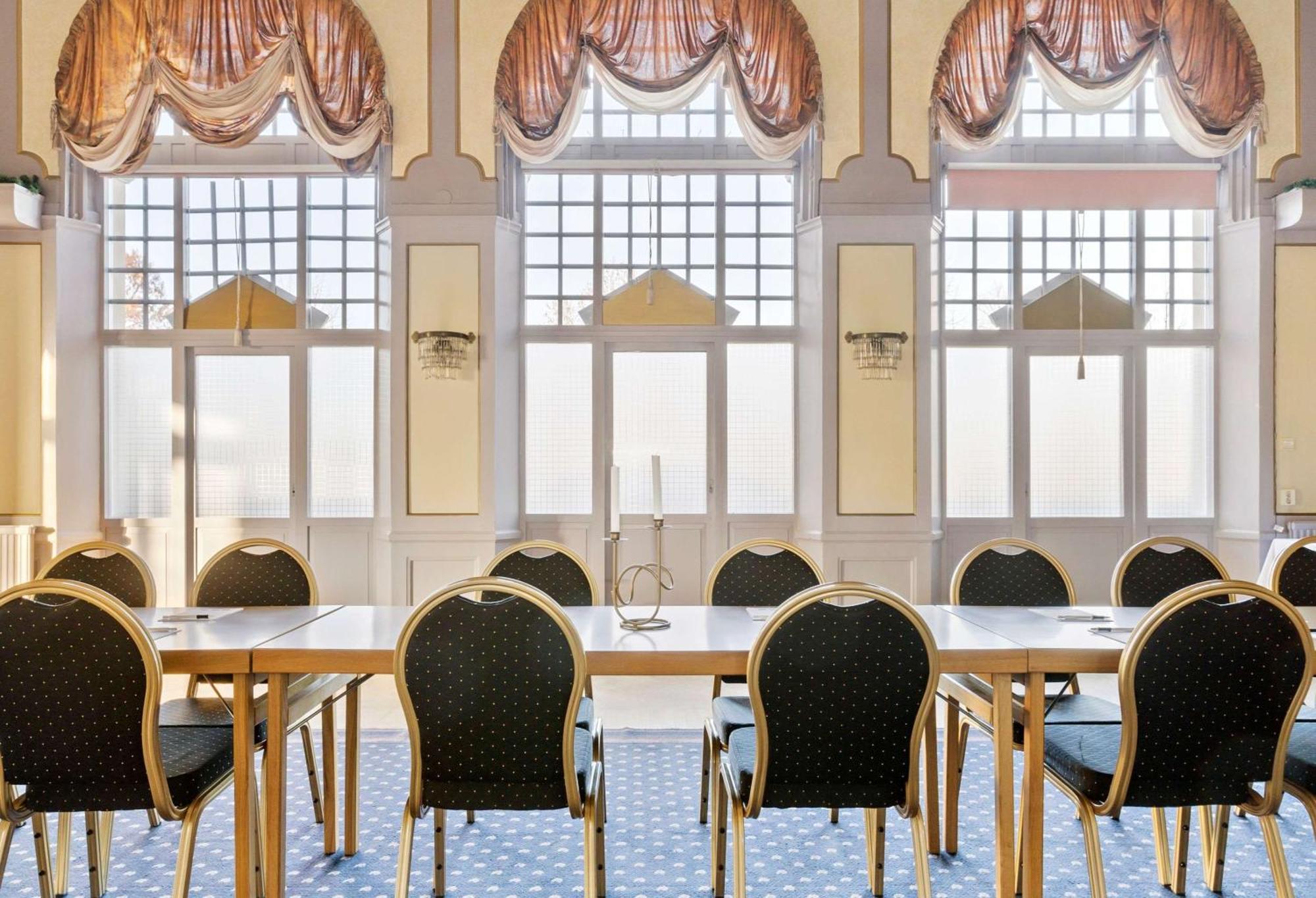 Best Western Hotel Statt Катринехольм Экстерьер фото
